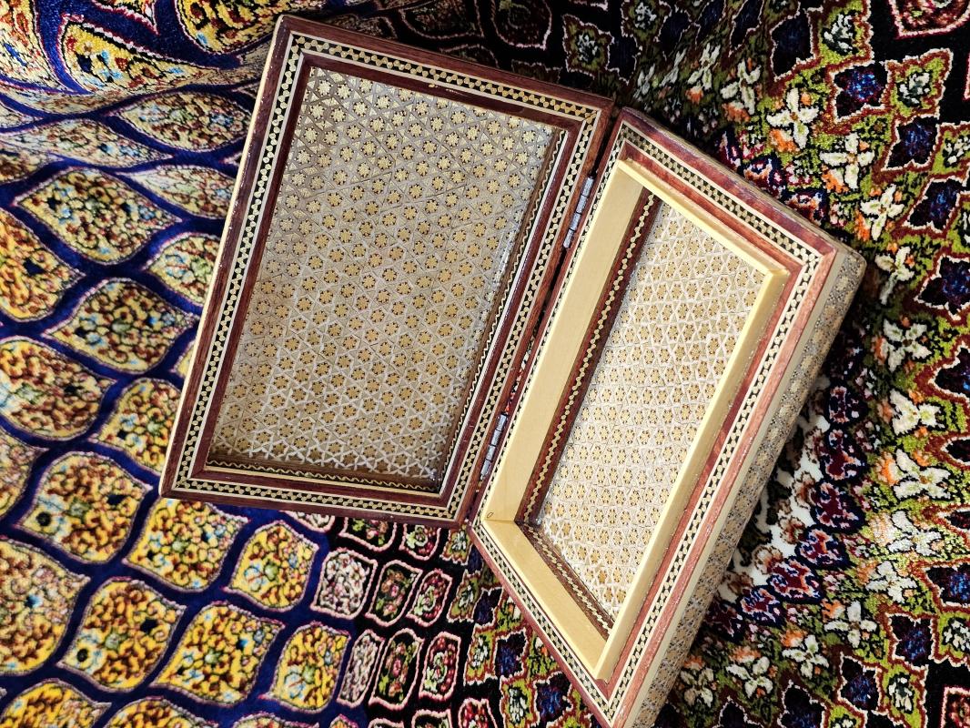 Luxury Handmade Khatam Inlay Jewelry Box – 10x16 cm