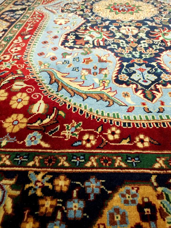 Handwoven Afghan Carpet Gonbad Size: ( 187 x 115 cm)