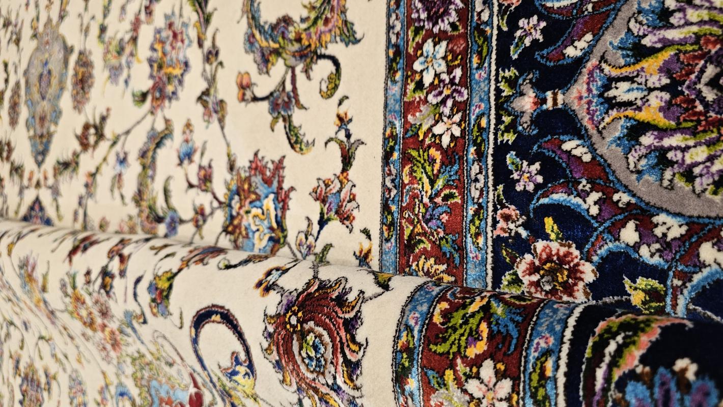 Iran Machine-Made Silk & Wool Carpet (200x300 cm) – Cream Background with Navy Border
