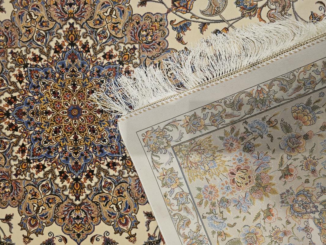Machine-Made Silk Carpet – Classic Isfahan Design – 120×180 cm