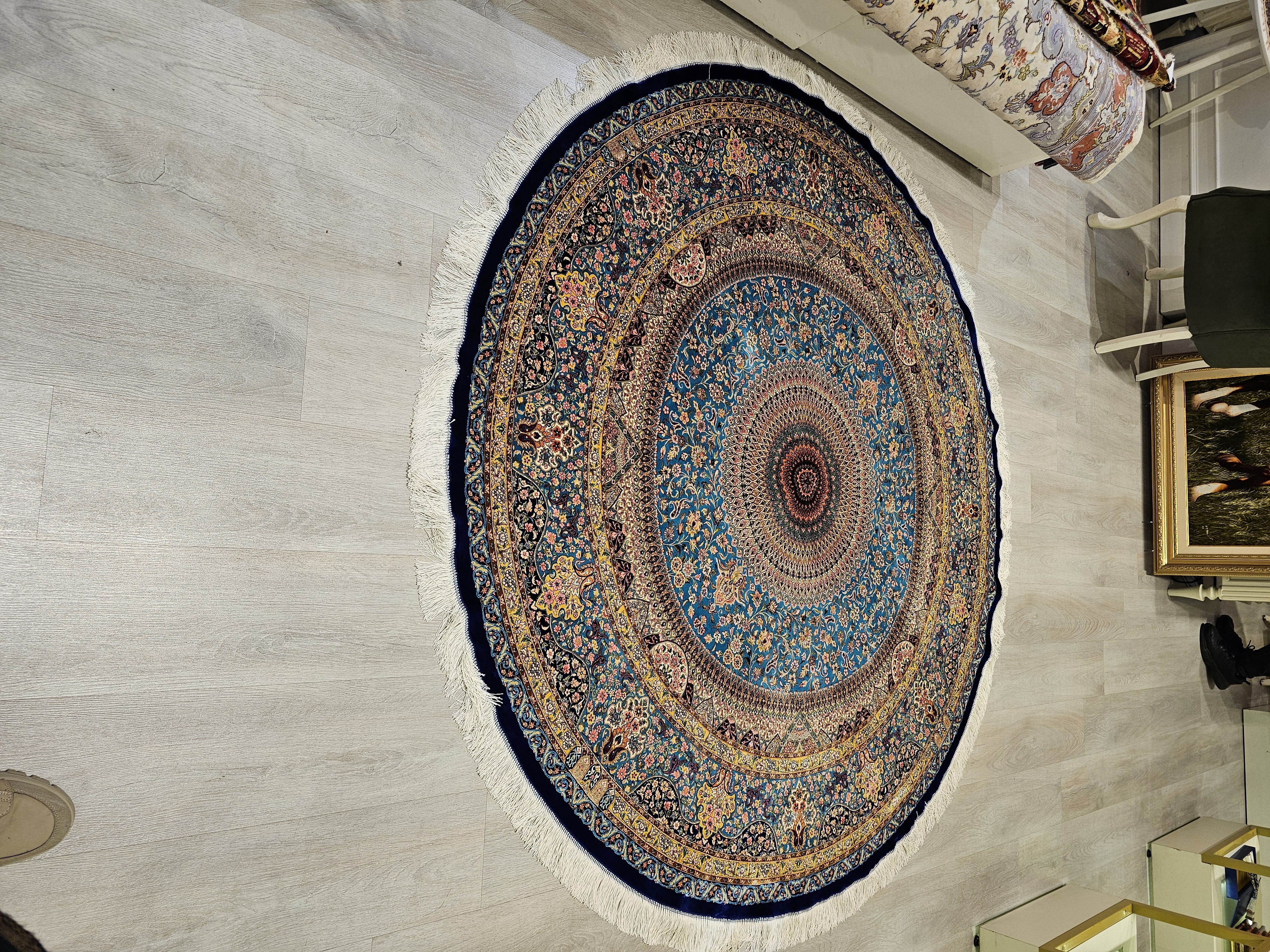 İran%20Makine%20Halısı%20–%20Klasik%20Madalyon%20Desen%20|%20Ø%20200%20cm