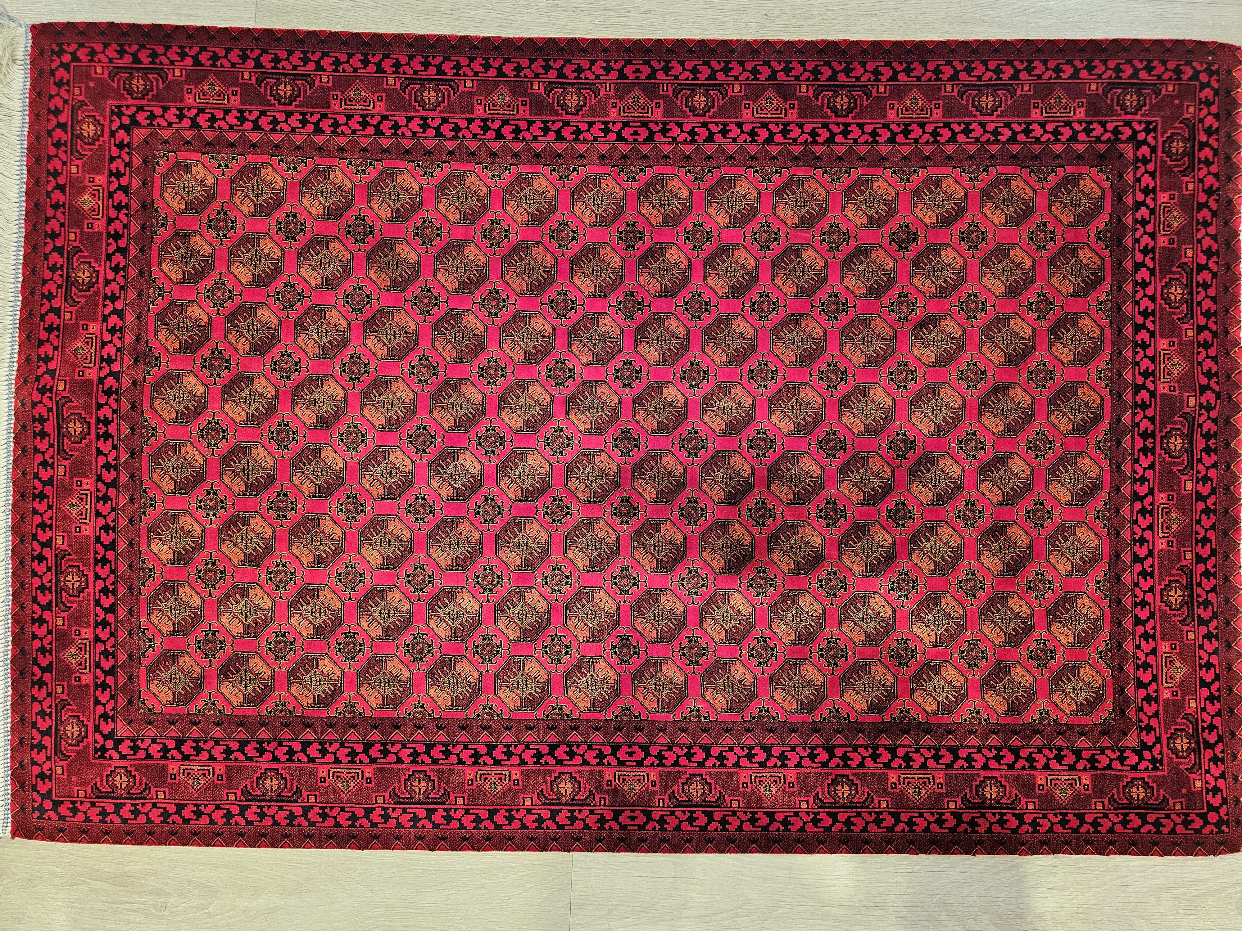 İpek%20Görünümlü%20Makine%20Seccade%20|%2080×120%20cm%20–%20Klasik%20Geometrik%20Desen