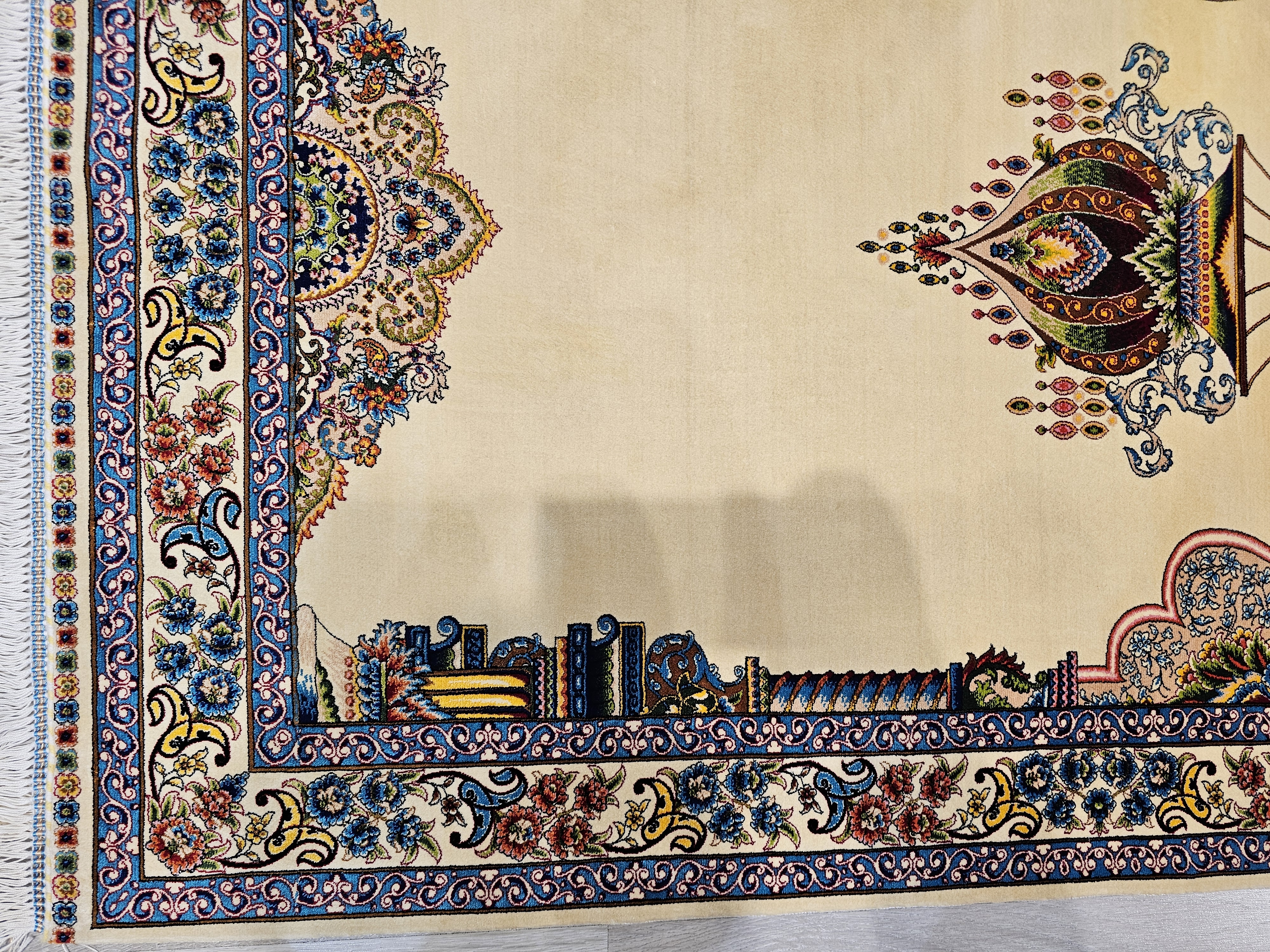 İpek%20Görünümlü%20Makine%20Seccade%20|%2080×120%20cm%20–%20Klasik%20Mihrap%20Desen%20(Açık%20Zemin)