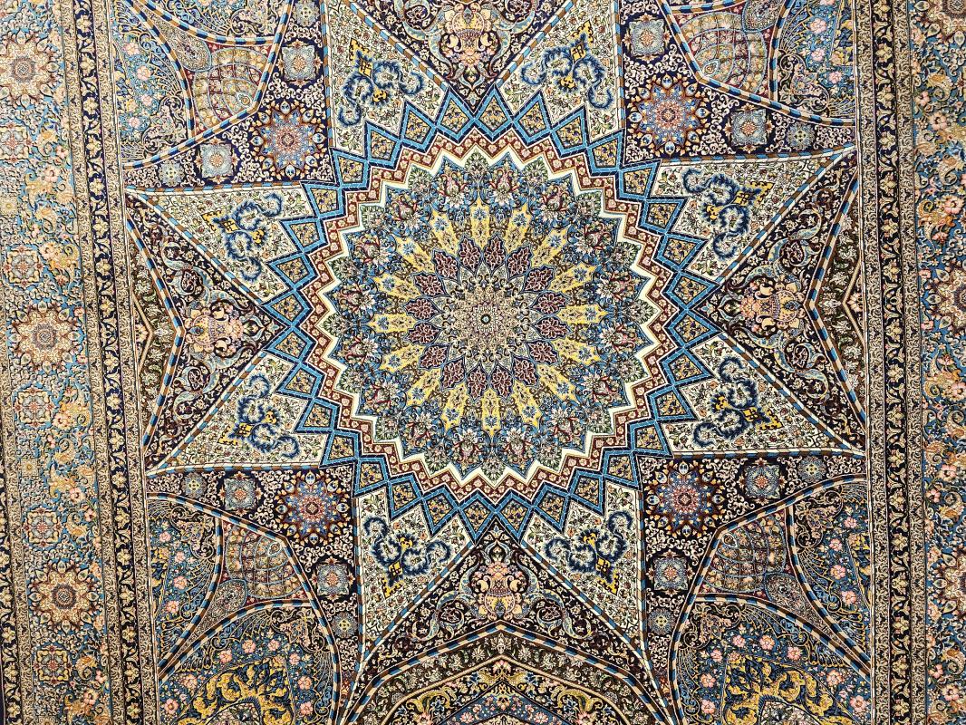 Silk-Look Machine Rug | 200×300 cm – Classic Medallion & Mihrab Composition