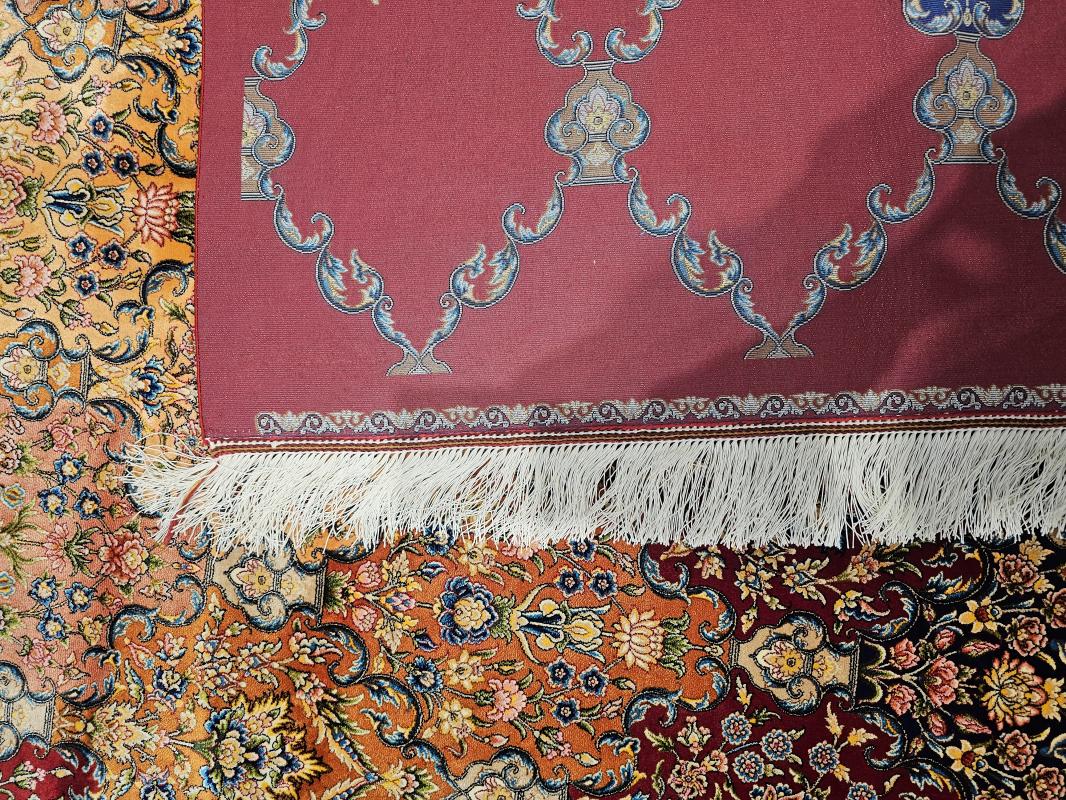 Silk-Look Machine Rug | 200×300 cm – Classic Medallion Design (Red Background)