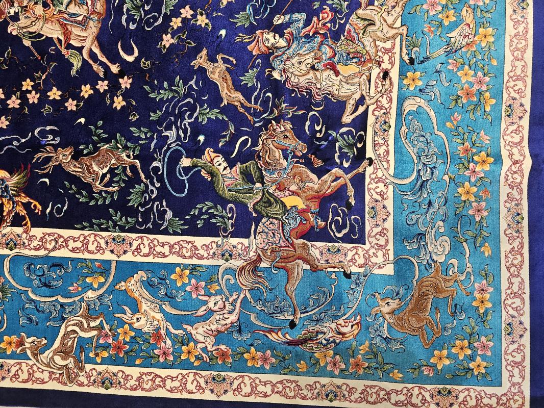 Silk-Look Machine Rug | 200×300 cm – Classic Hunting Scene Design (Navy Blue Background)