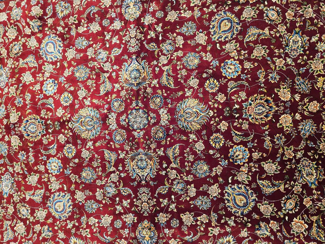 Silk-Look Machine Rug | 200×300 cm – Classic Floral Design (Red Base)