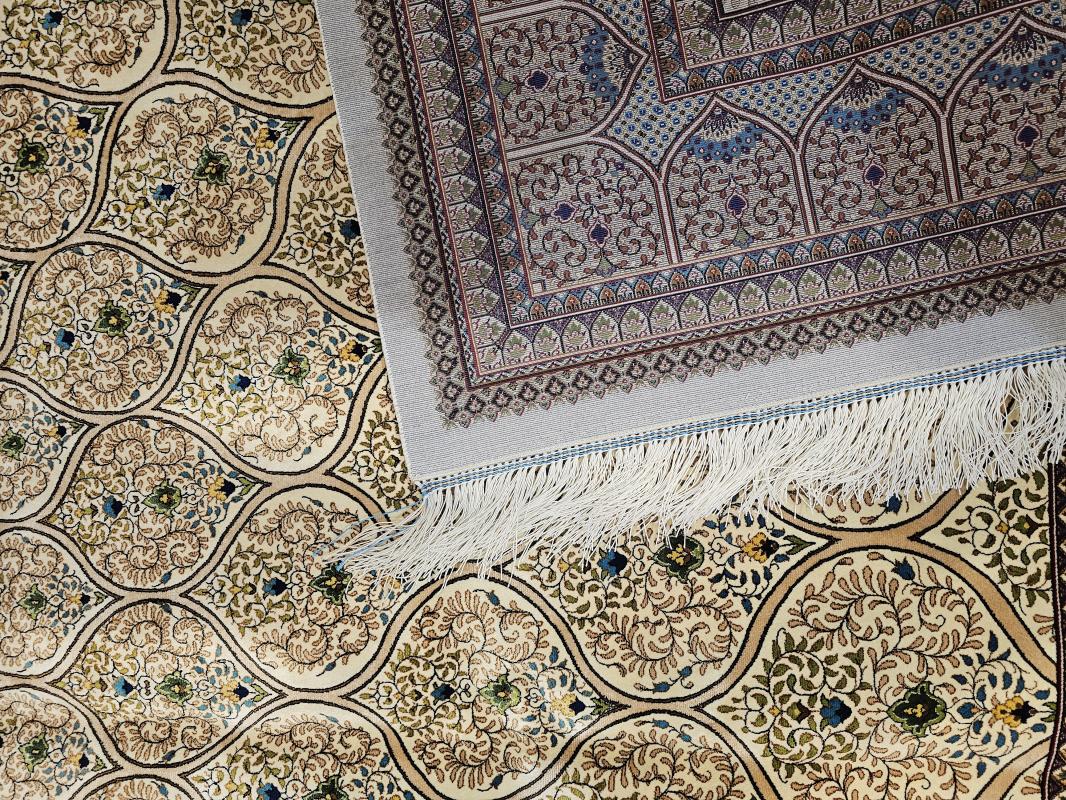 Silk-Look Machine Rug | 200×300 cm – Spiral Medallion Design (Cream Base)