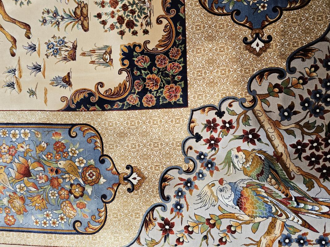 Silk-Look Machine Rug | 200×300 cm – Classic Hunting Scene Design