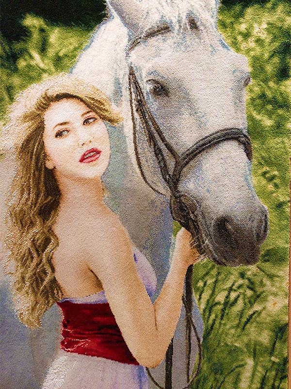 %20İRAN%20TABLO%20HALI%20(AT%20VE%20KIZ)%20Ebat%20:%20(53%20x%2078)%20cm