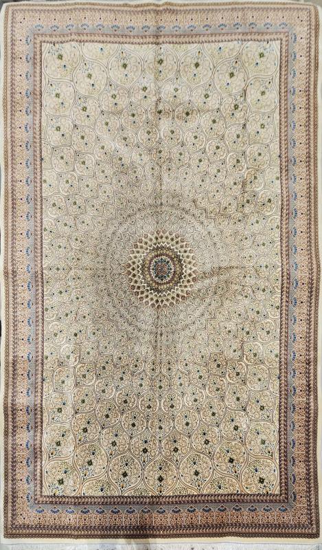 Silk-Look Machine Rug | 200×300 cm – Spiral Medallion Design (Cream Base)
