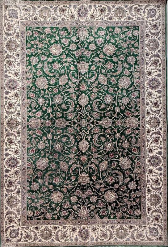 Iranian Machine-Made Silk Carpet – Classic Floral Design with Green Background (120×180 cm)
