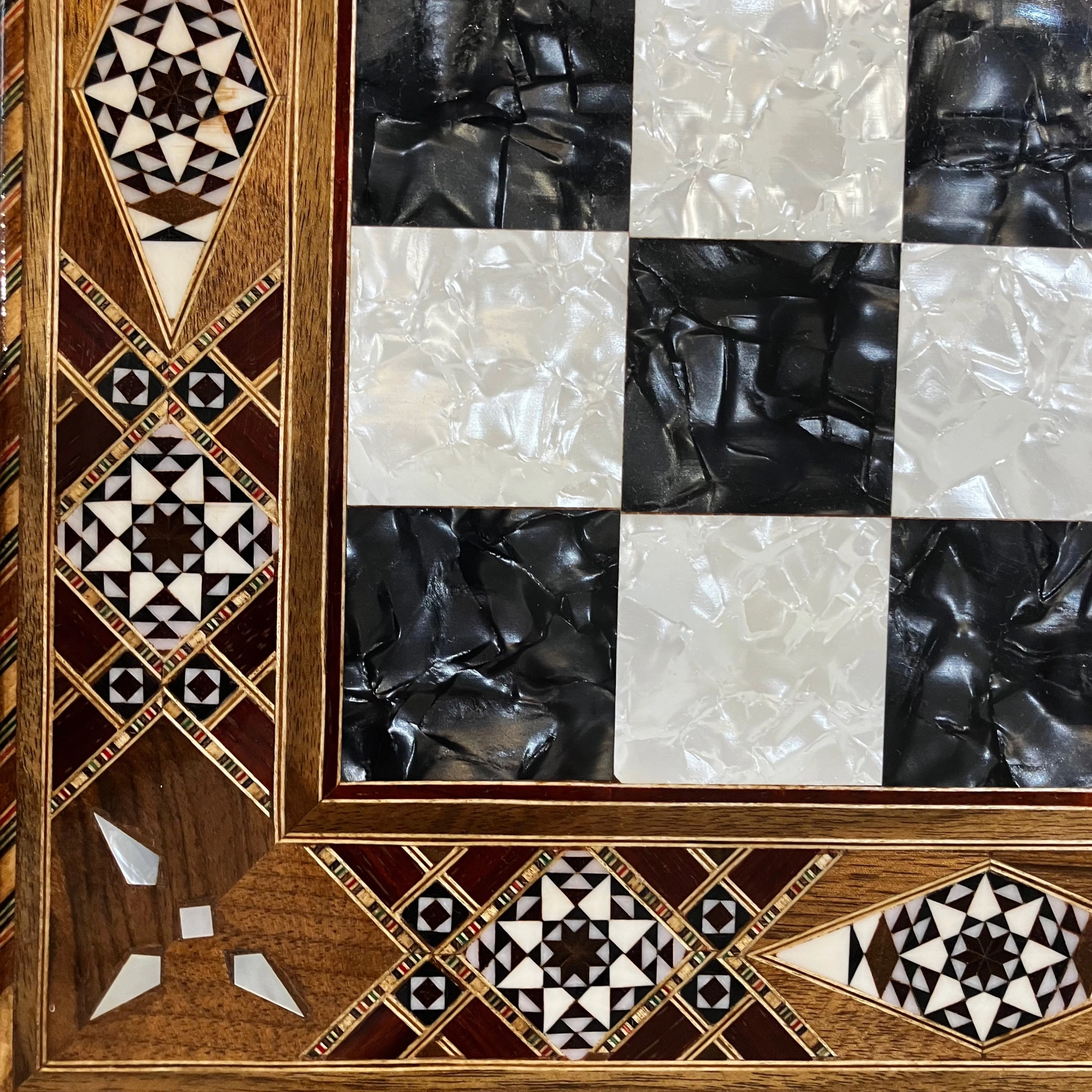 Mother-of-Pearl Drawer Chess Set – 50x50 cm