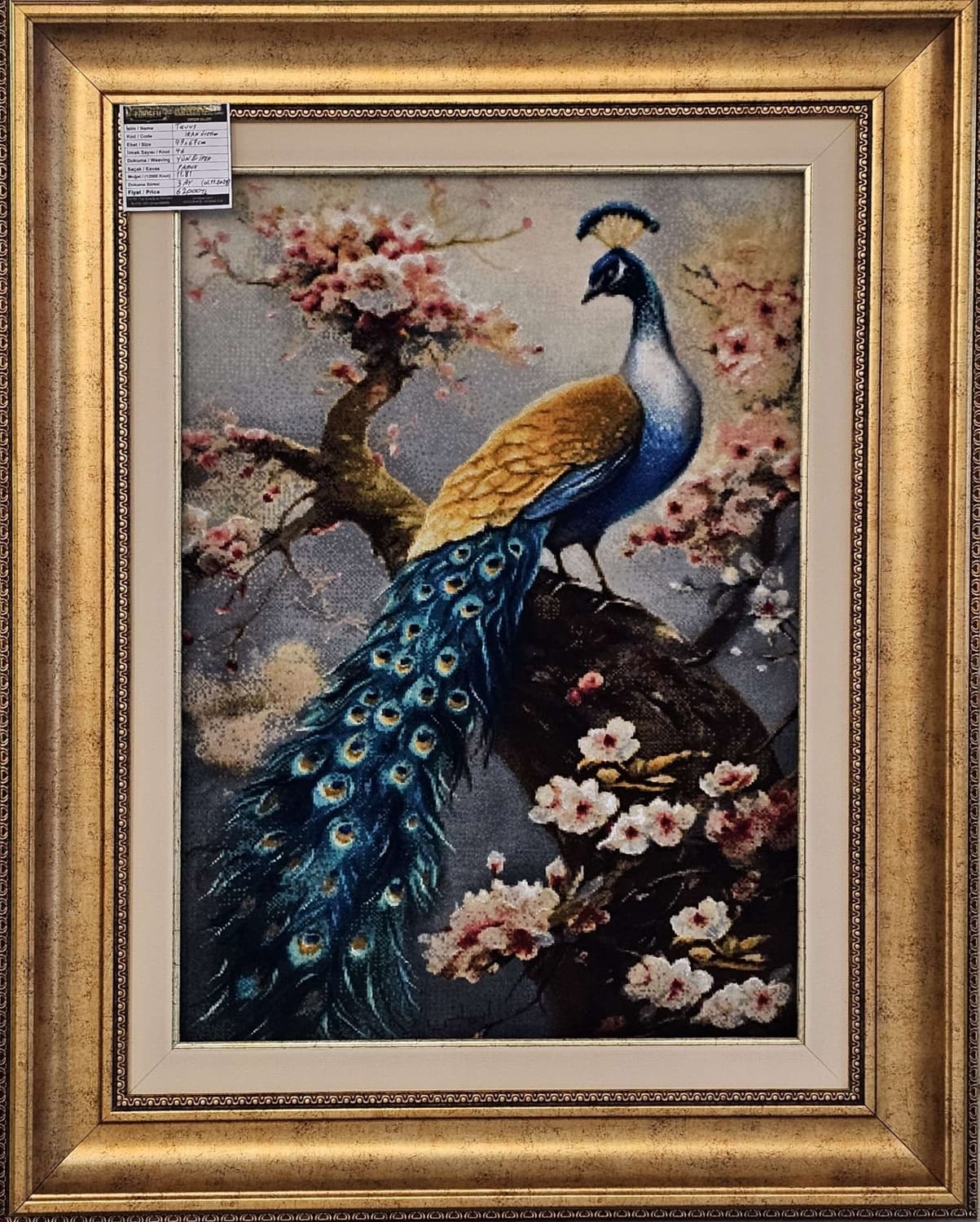 İran%20El%20Dokuma%20Tablô%20Halı%20–%20Tavus%20Kuşu%20Desenli%20(49x67%20cm)