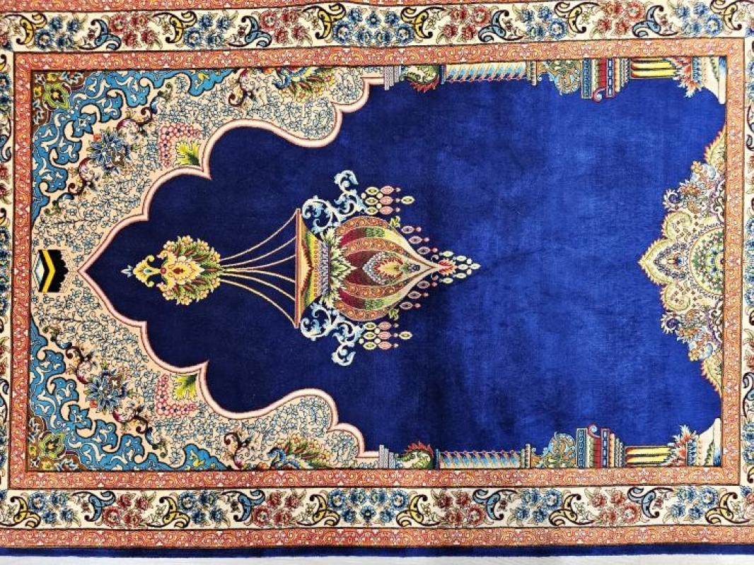 Silk-Look Machine Prayer Rug | 80×120 cm – Classic Mihrab Design