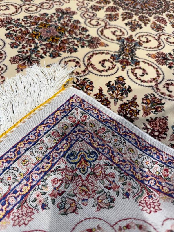 Persian Machine-Made Silk Prayer Rug (80×125 cm)