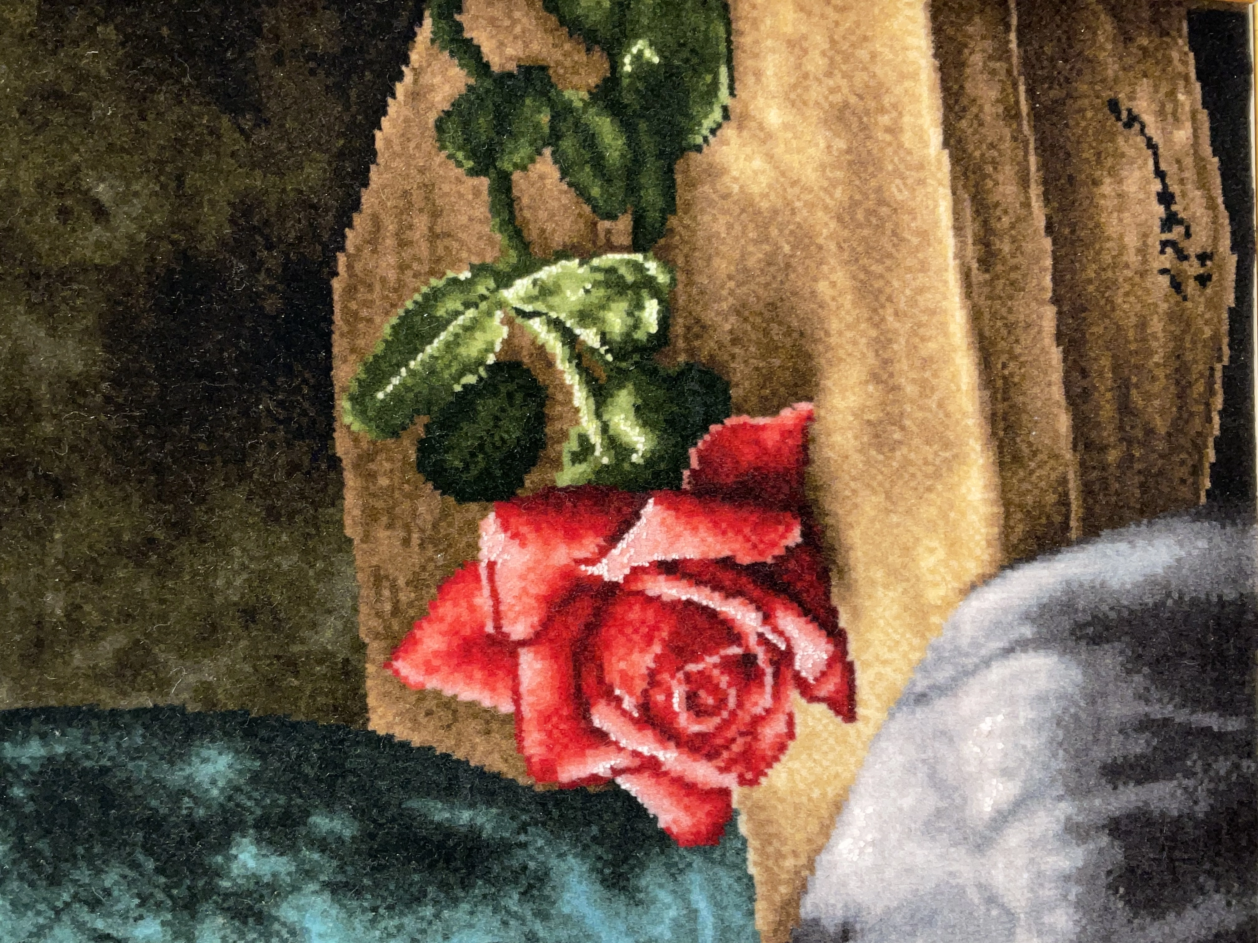 Luxury Handwoven Iranian Wall Carpet – Rose Flower | 50x73 cm | Wool & Silk | Made in Iran