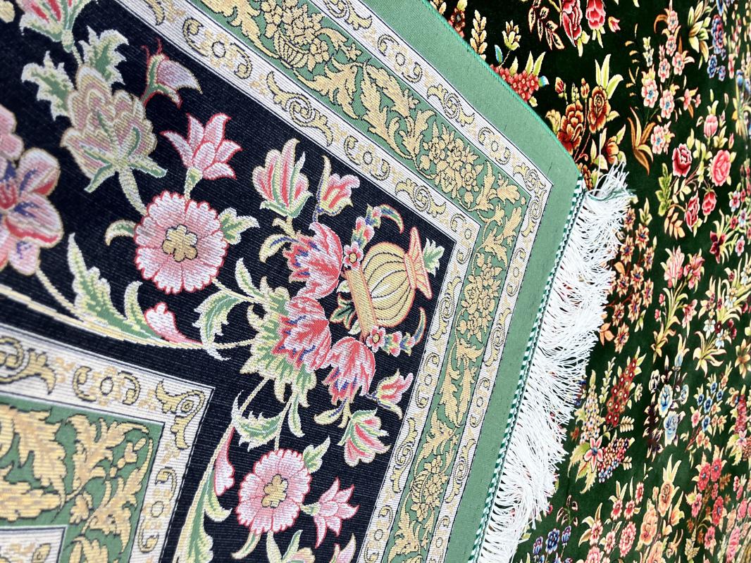 Multicolor Medallion Pattern Machine-Made Rug – 225×150 cm