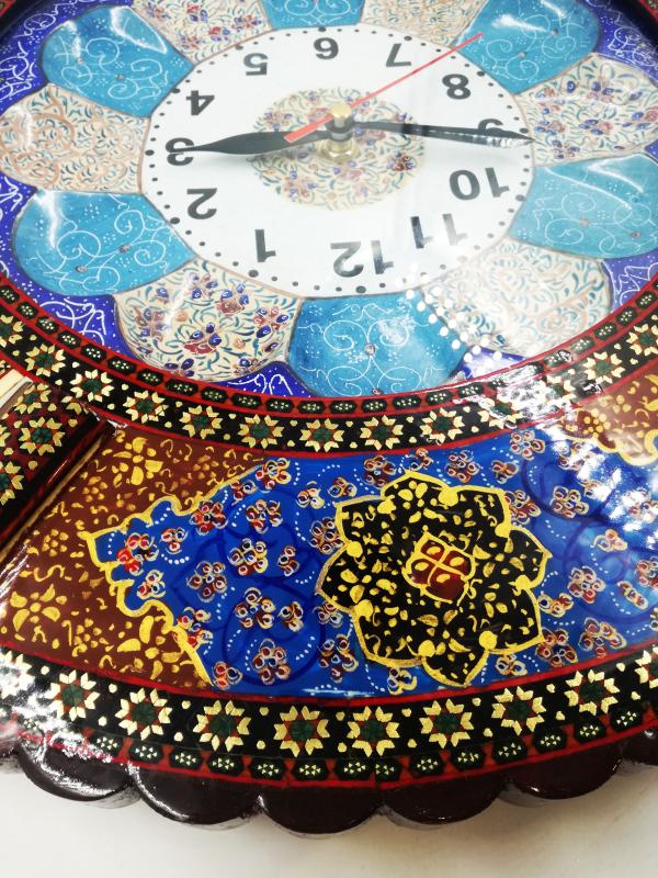 Iranian%20Hatam%20&%20Mina%20Work%20Clock%20Size%20%20:%20(40%20x%2040%20cm)