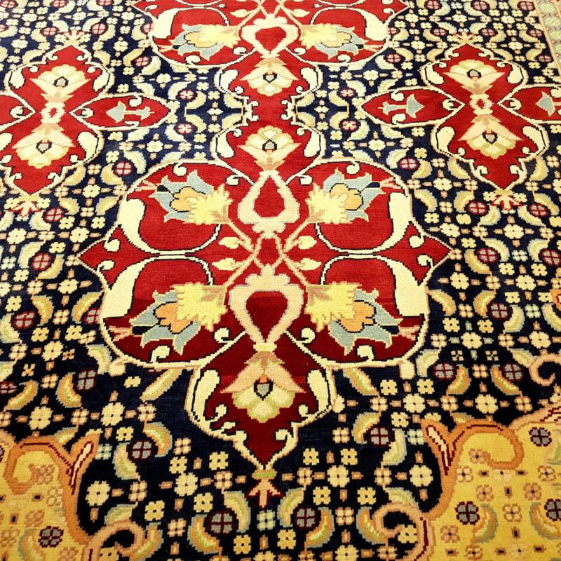 Hand Woven Uşak Afghan Carpet  Size: ( 150 x 216 cm)