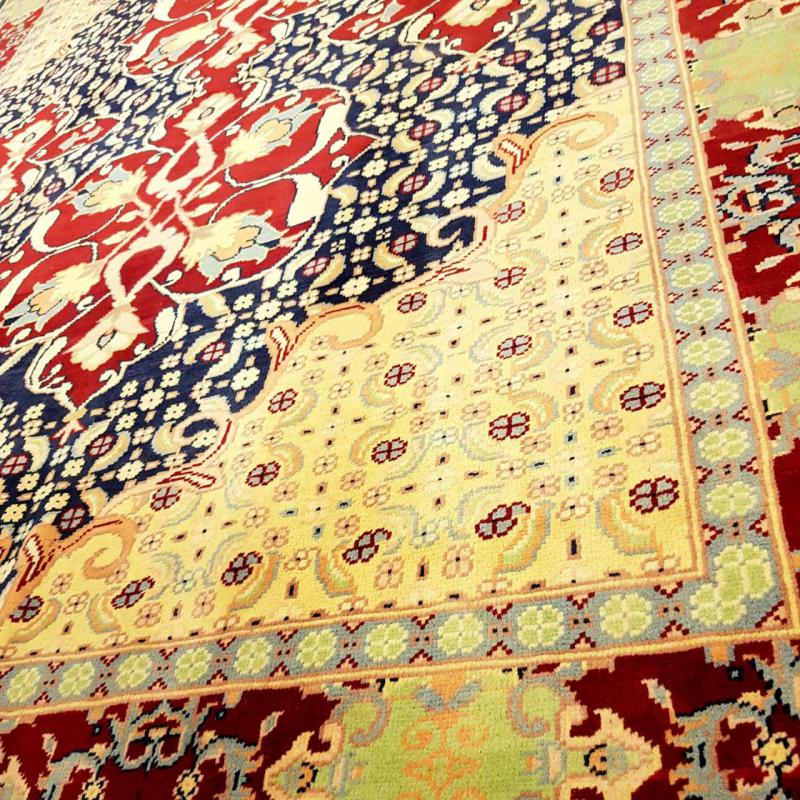 Hand Woven Uşak Afghan Carpet  Size: ( 150 x 216 cm)