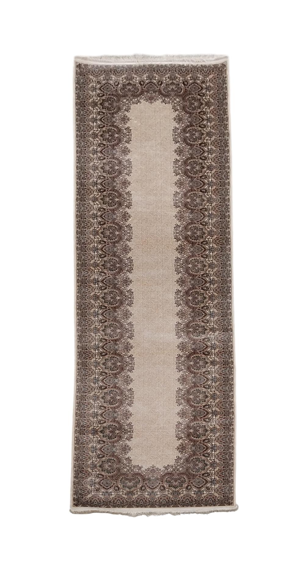  Machine Made Carpet Size: (80 x 300) cm
