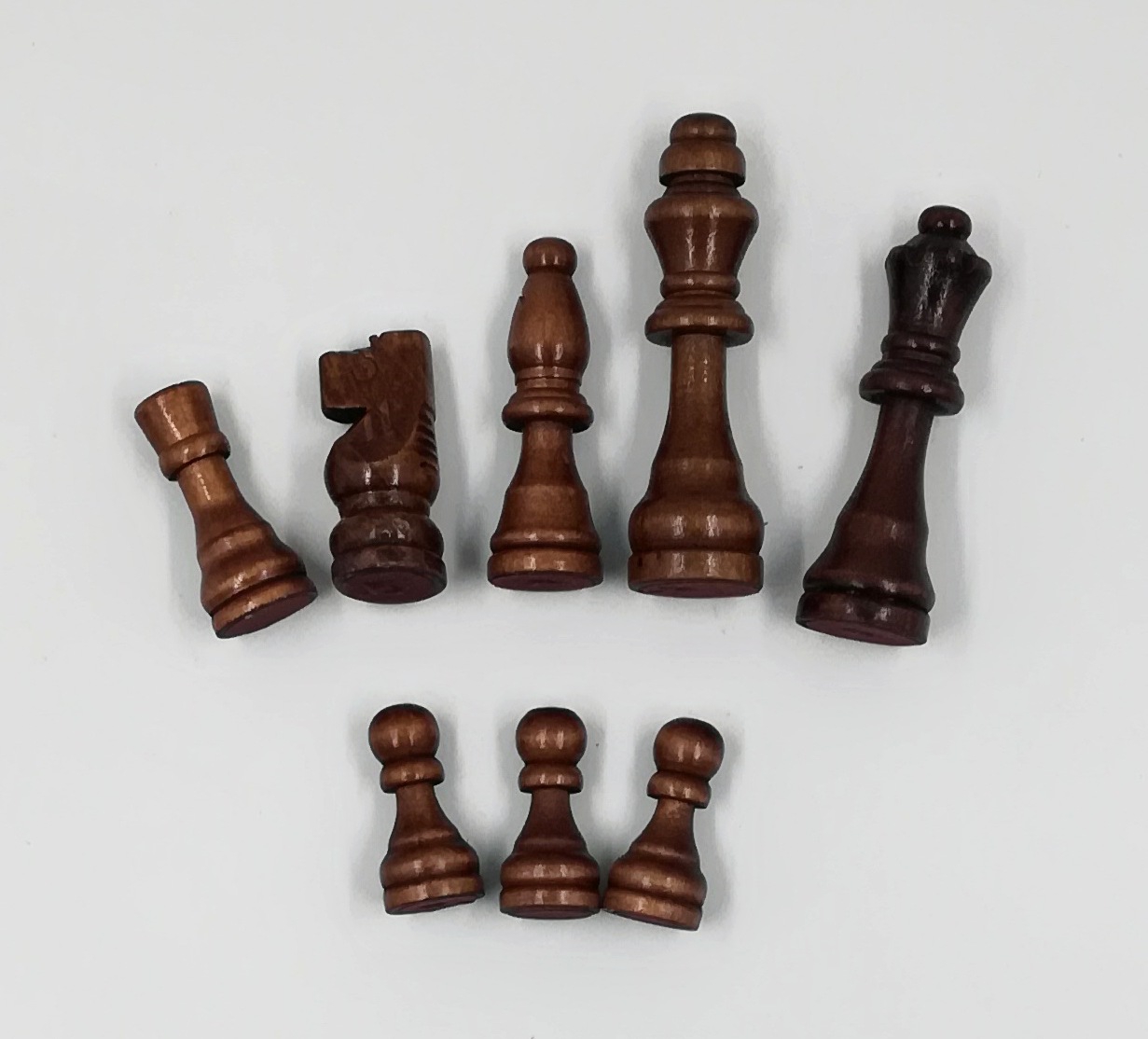 Wooden%20chess%20pieces%20