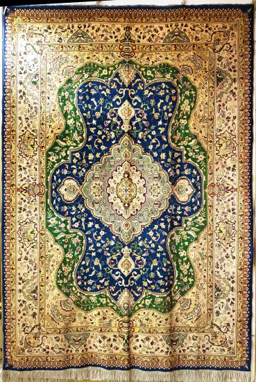 Hand Woven Uşak Afghan Carpet  Size: ( 295 x 203 cm)