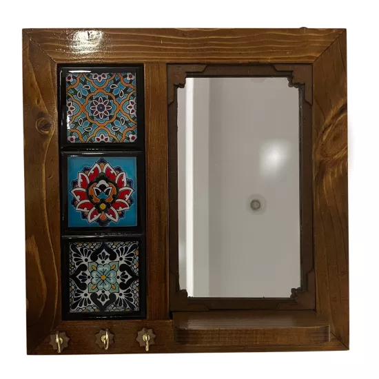 Handcrafted key hanger and mirror (24 x 24) cm