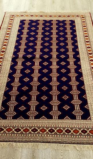 Persian handmade silk rug Turkmen Size: (199 x 138) cm