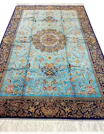Saf İpek Makina Halı Ebat: (200 x 300 cm)
