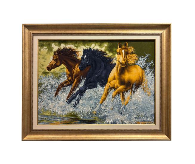 İran El Dokuması Tablo Halı (Vahşi Atlar)  Ebat: (70 X 96) cm