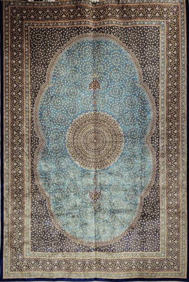 EBRISEM Gallery | İpek Görünümlü Makine Halısı | 200×300 cm | Klasik Madalyon