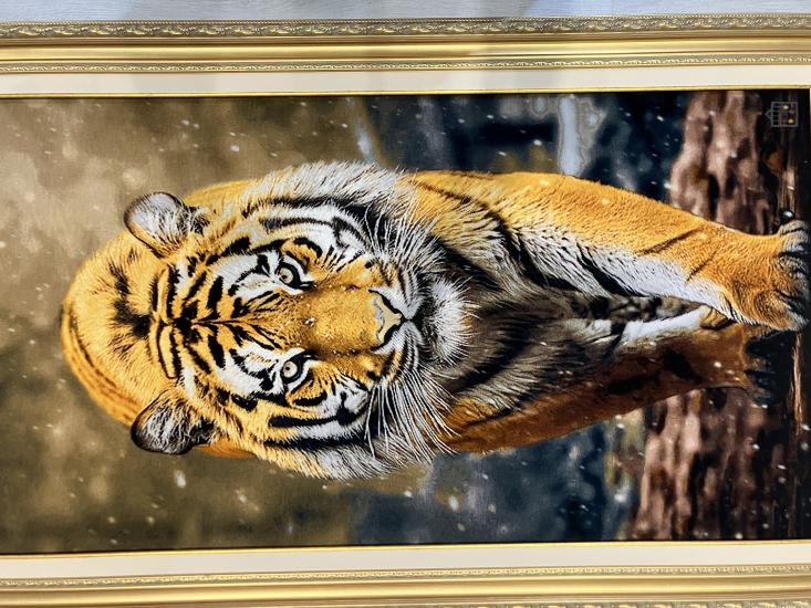 EBRISEM Gallery | Savaşçı Kaplan İran El Dokuma Tablo Halı | 76×126 cm