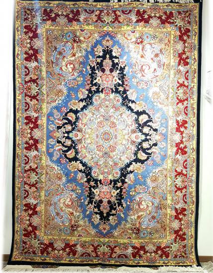 Hand Woven tabriz Rug  Size: (300 x 200 cm)