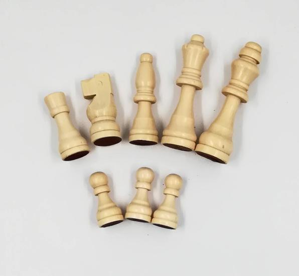 Ahşap satranç taşları ( küçük size)