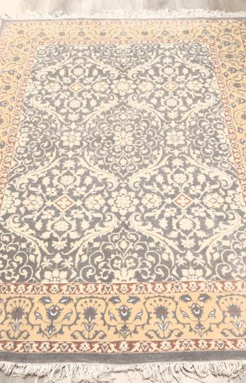 Persian Handwoven carpet (150x200 cm)