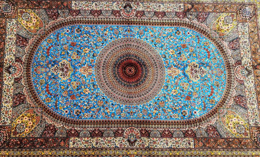 Saf İpek Makina Halı Ebat: (225 x 150 cm)