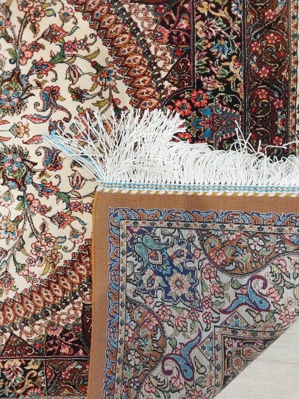 Pure Silk Machine Made Carpet Size: (80 x 400) cm