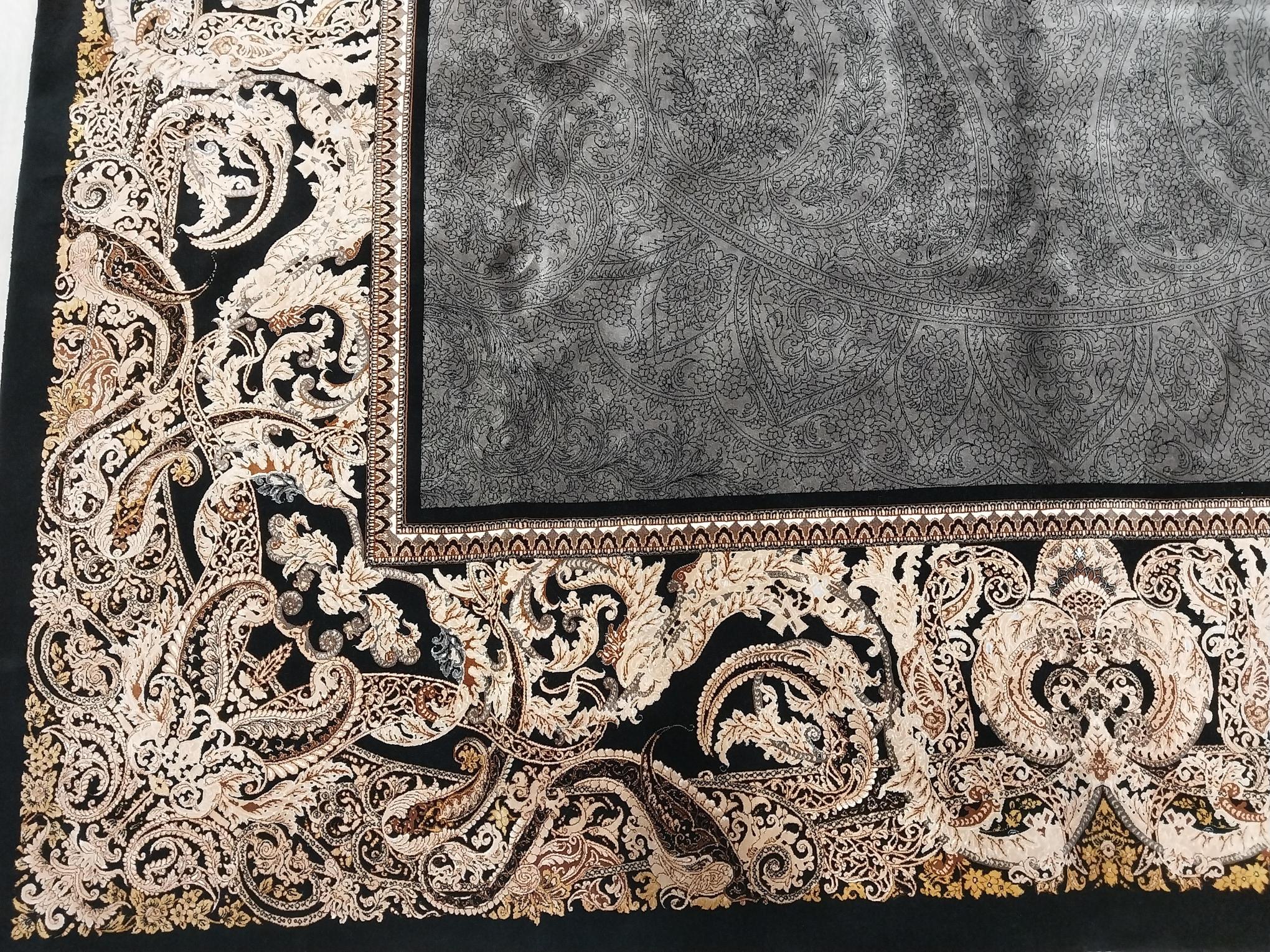 Modal%20İpek%20Makina%20Halı%20Ebat:%20(200%20x%20300) cm