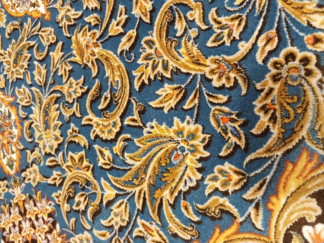 Modal Silk Machine Made Carpet Size: (150 x 150) cm