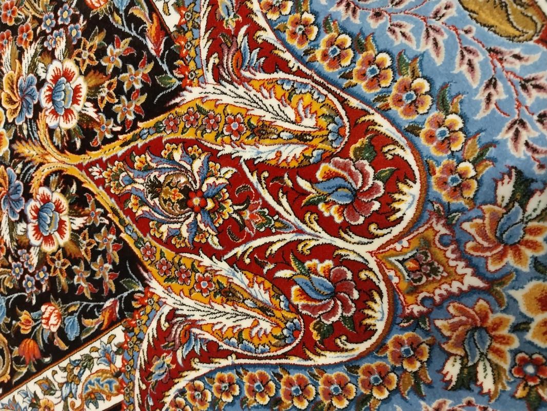 Modal Silk Machine Made Carpet Size: (150 x 150) cm