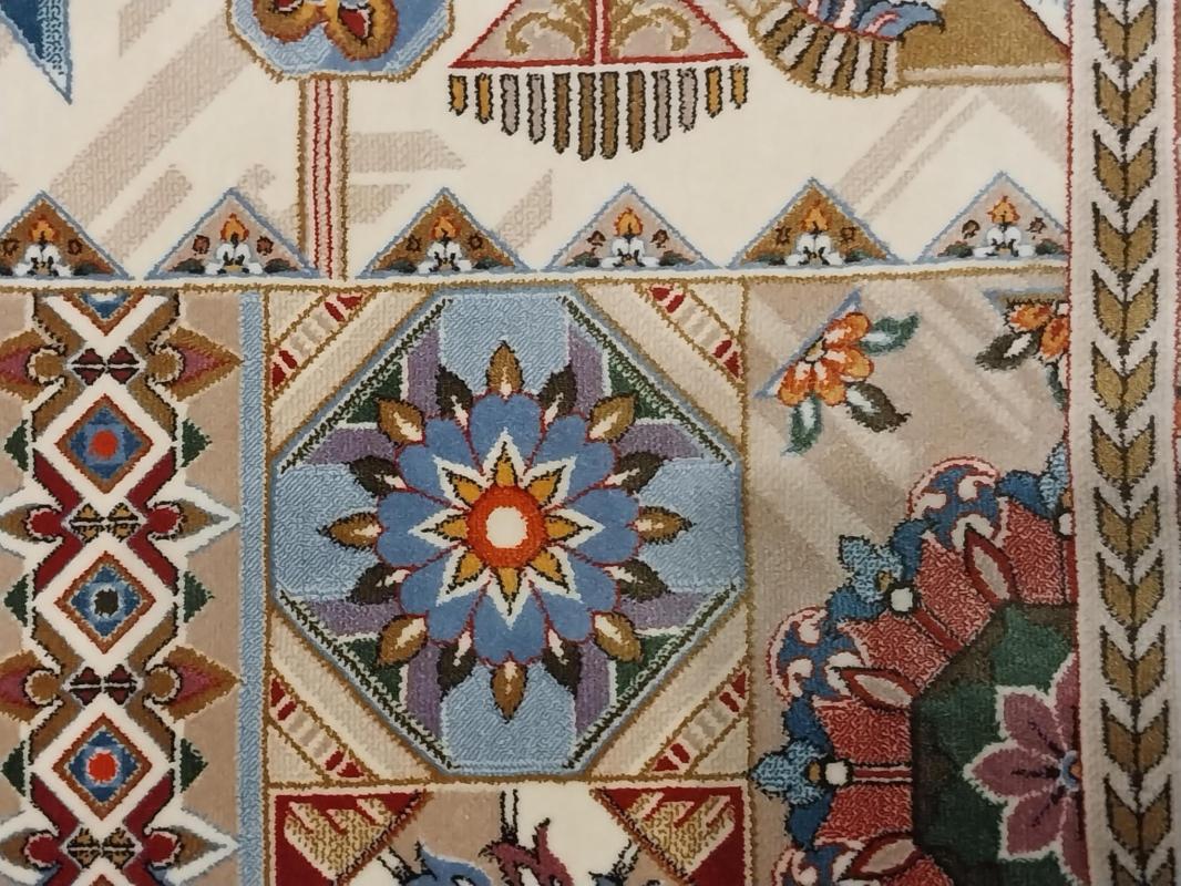 Modal Silk Machine Made Carpet Size: (170 x 240) cm